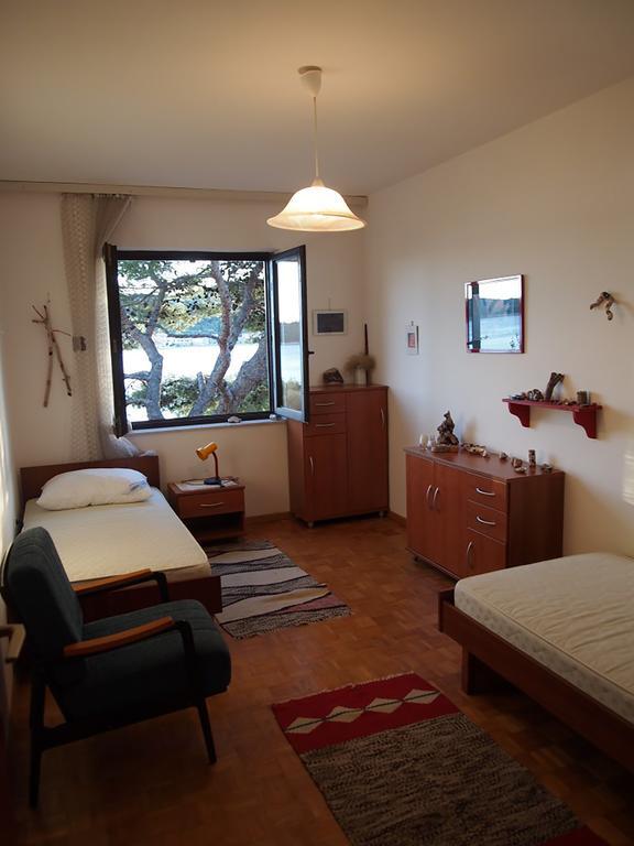 Apartment Marija Tisno Chambre photo